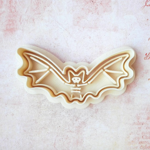 vykrajovátko Kostra netopýra